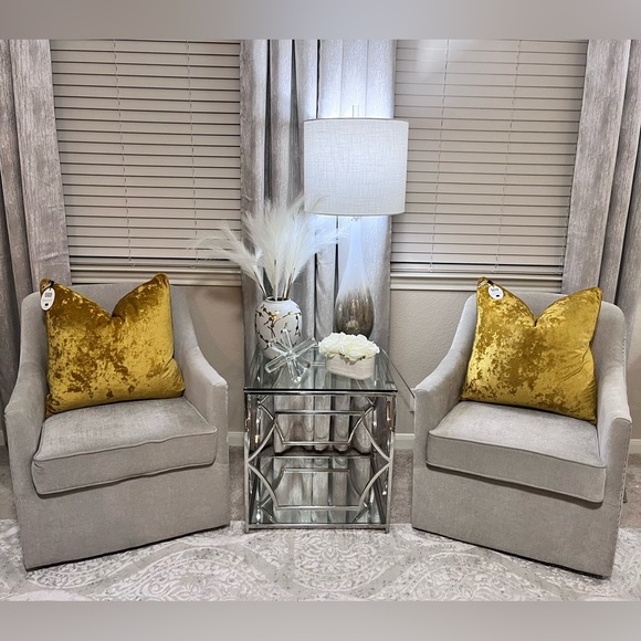 1-NET CALLISTO HOME VELVET DECORATIVE PILLOWS (Read description for details)